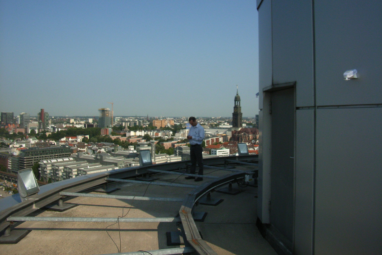 hanseatic_trade_center_01