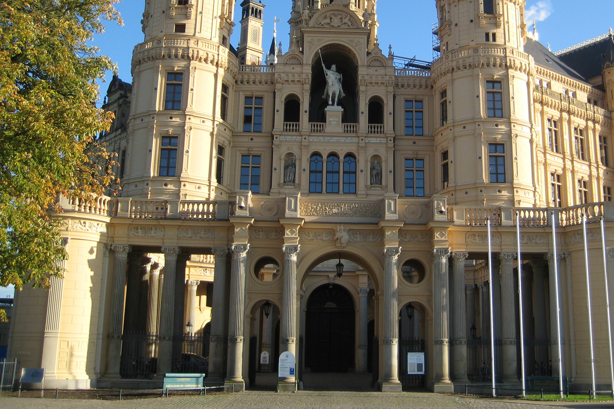 schloss_schwerin_01